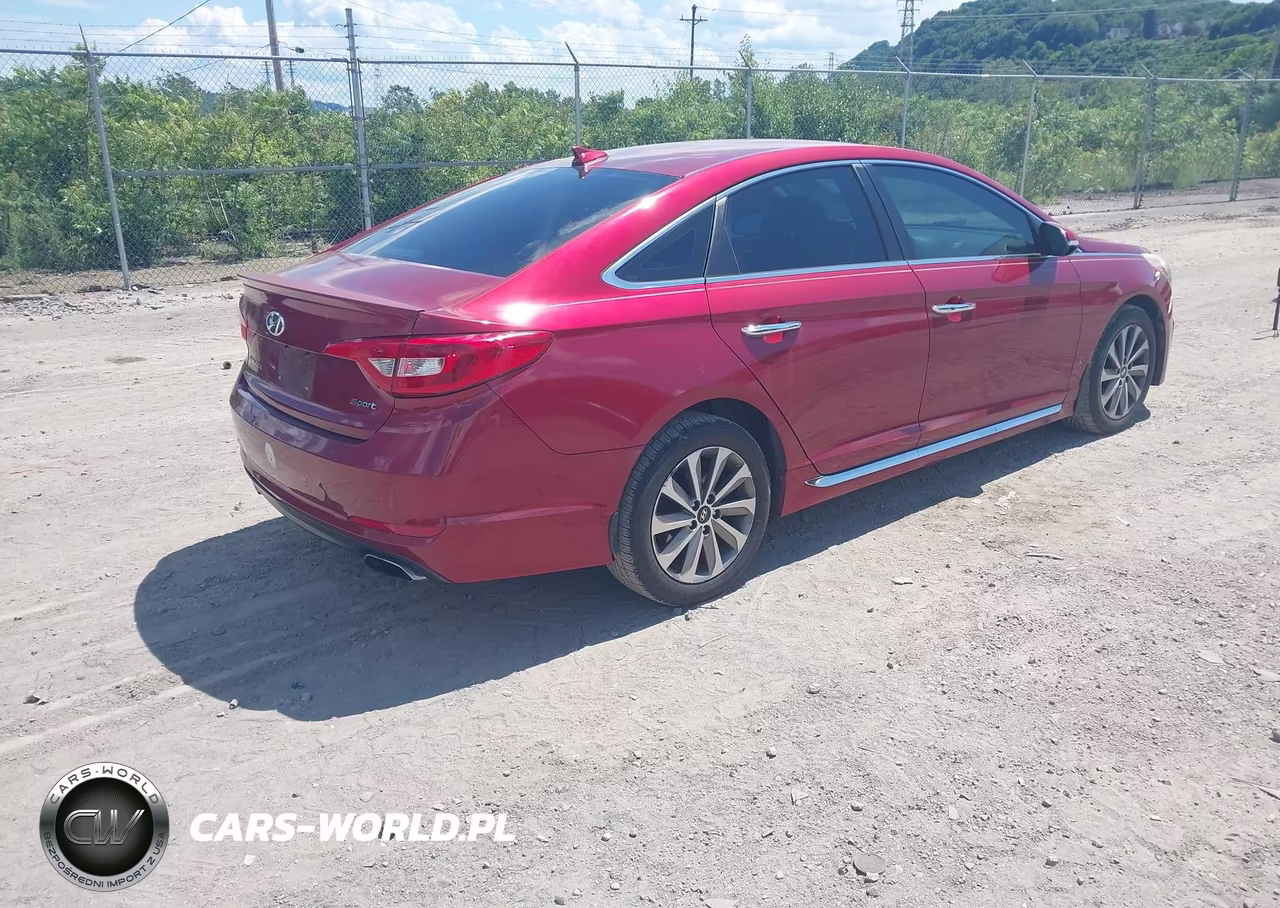 2015 Hyundai Sonata Sport VIN:5NPE34AF7FH099354 - 4