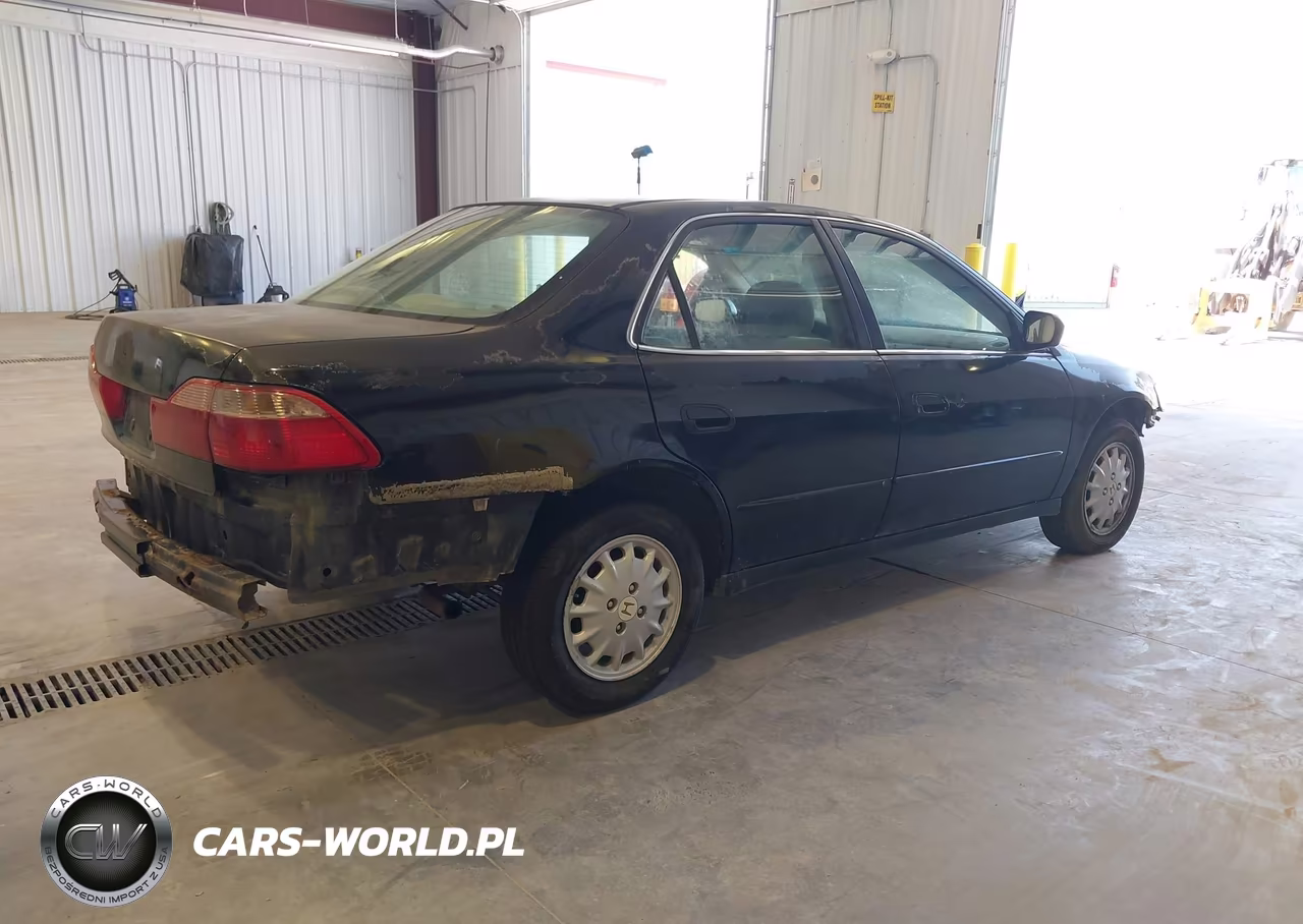 1999 Honda Accord Lx VIN:1HGCG5647XA031042 - 4
