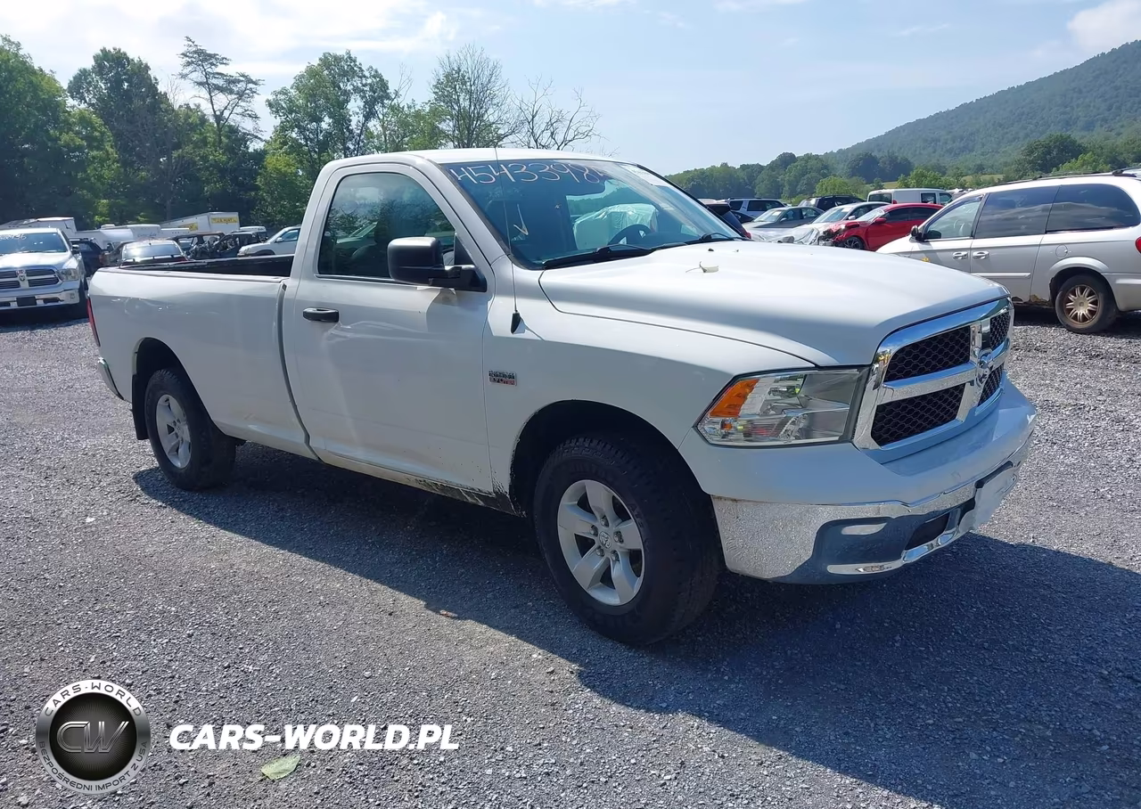 2019 Ram 1500 Classic Tradesman 4X4 8' Box – zdjęcie 1 z 18