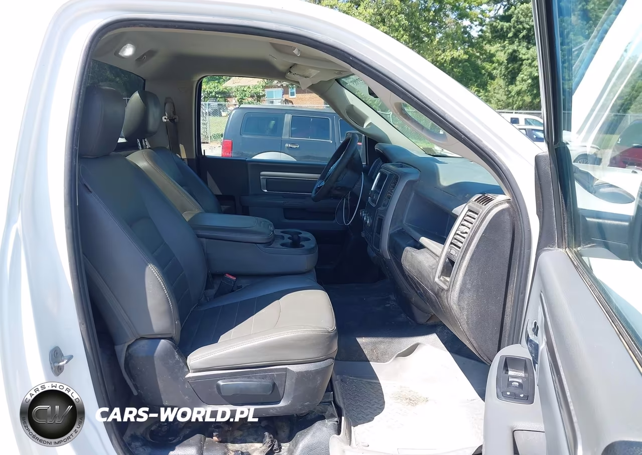 2019 Ram 1500 Classic Tradesman 4X4 8' Box VIN:3C6JR7DT4KG646901 - 5