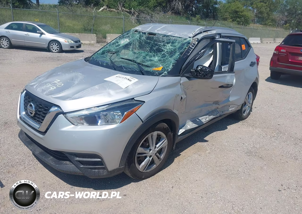 2019 Nissan Kicks S VIN:3N1CP5CU9KL533879 - 2