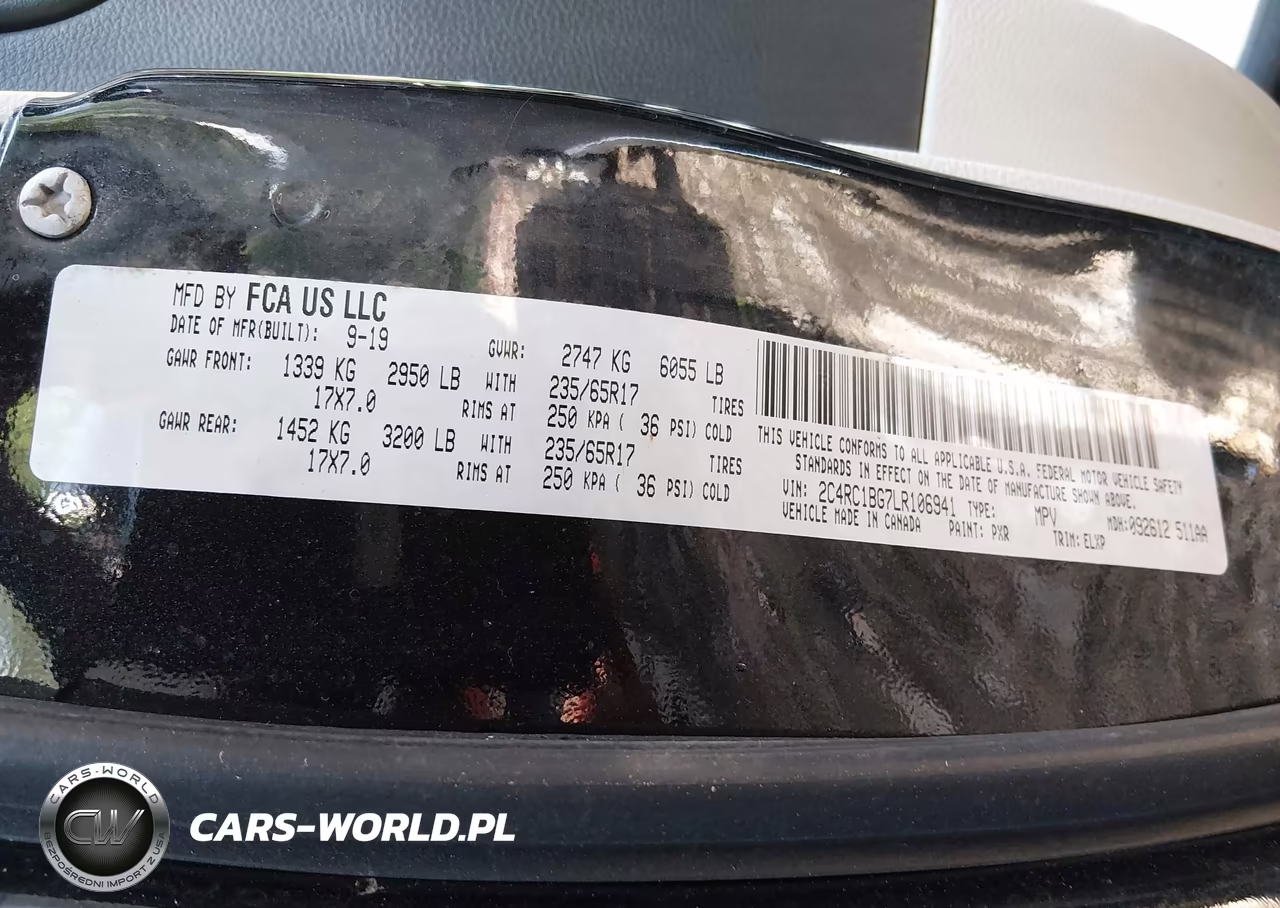 2020 Chrysler Pacifica Touring L VIN:2C4RC1BG7LR106941 - 9