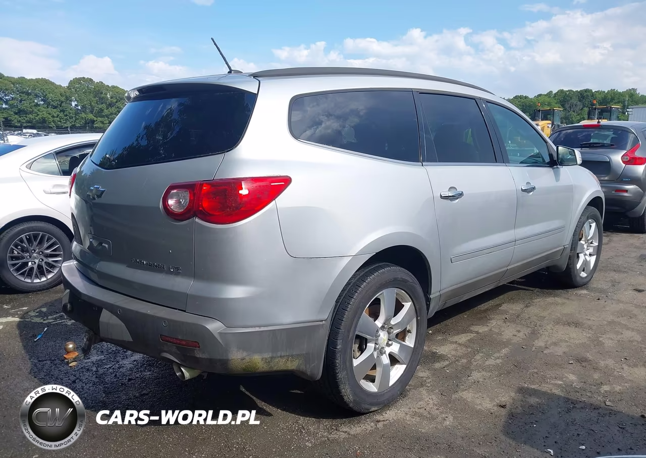 2010 Chevrolet Traverse Ltz VIN:1GNLRHED6AJ223837 - 4