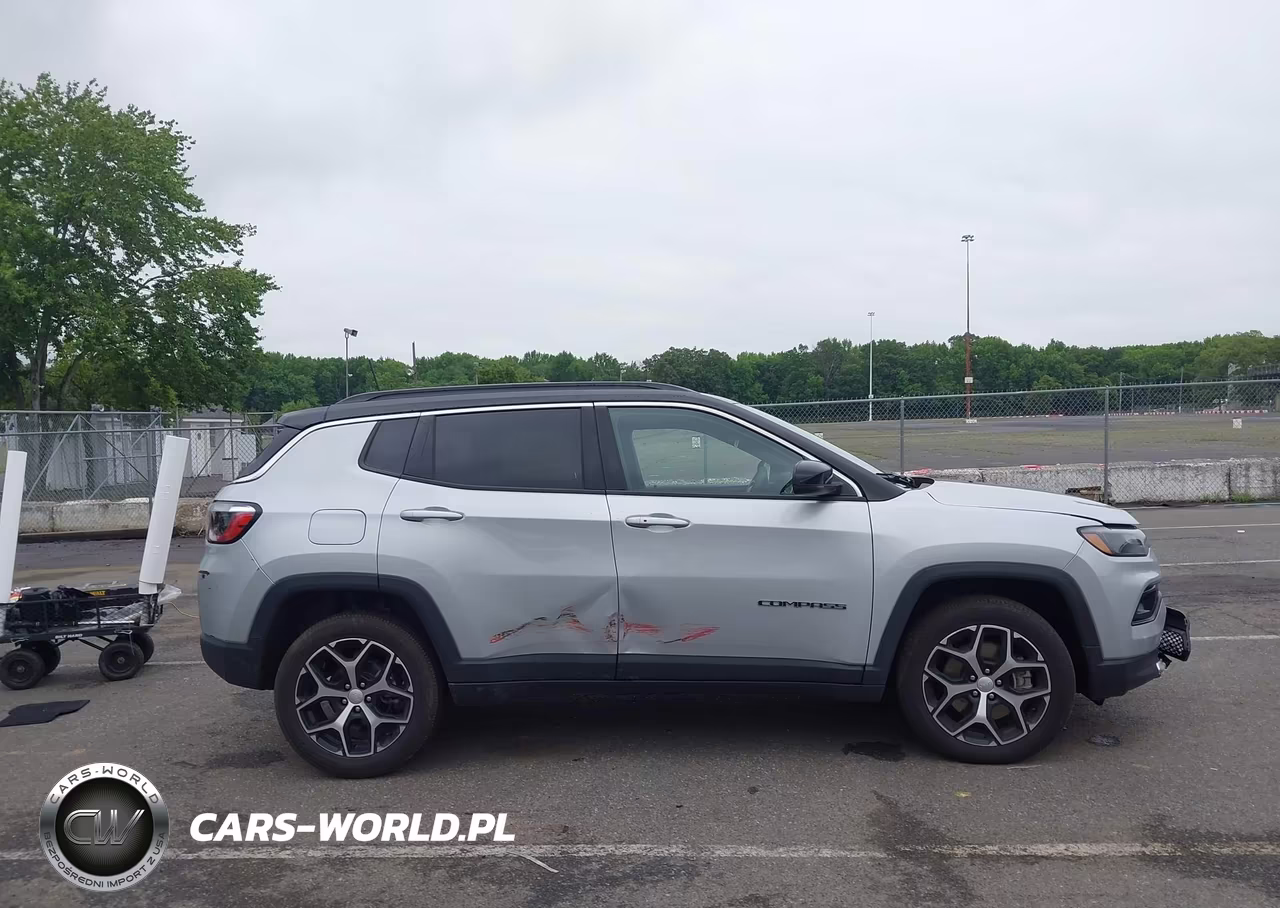 2024 Jeep Compass Limited 4X4 VIN:3C4NJDCN4RT174347 - 13