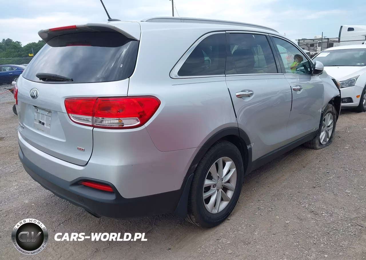 2017 Kia Sorento 2.4L Lx VIN:5XYPGDA34HG269201 - 4