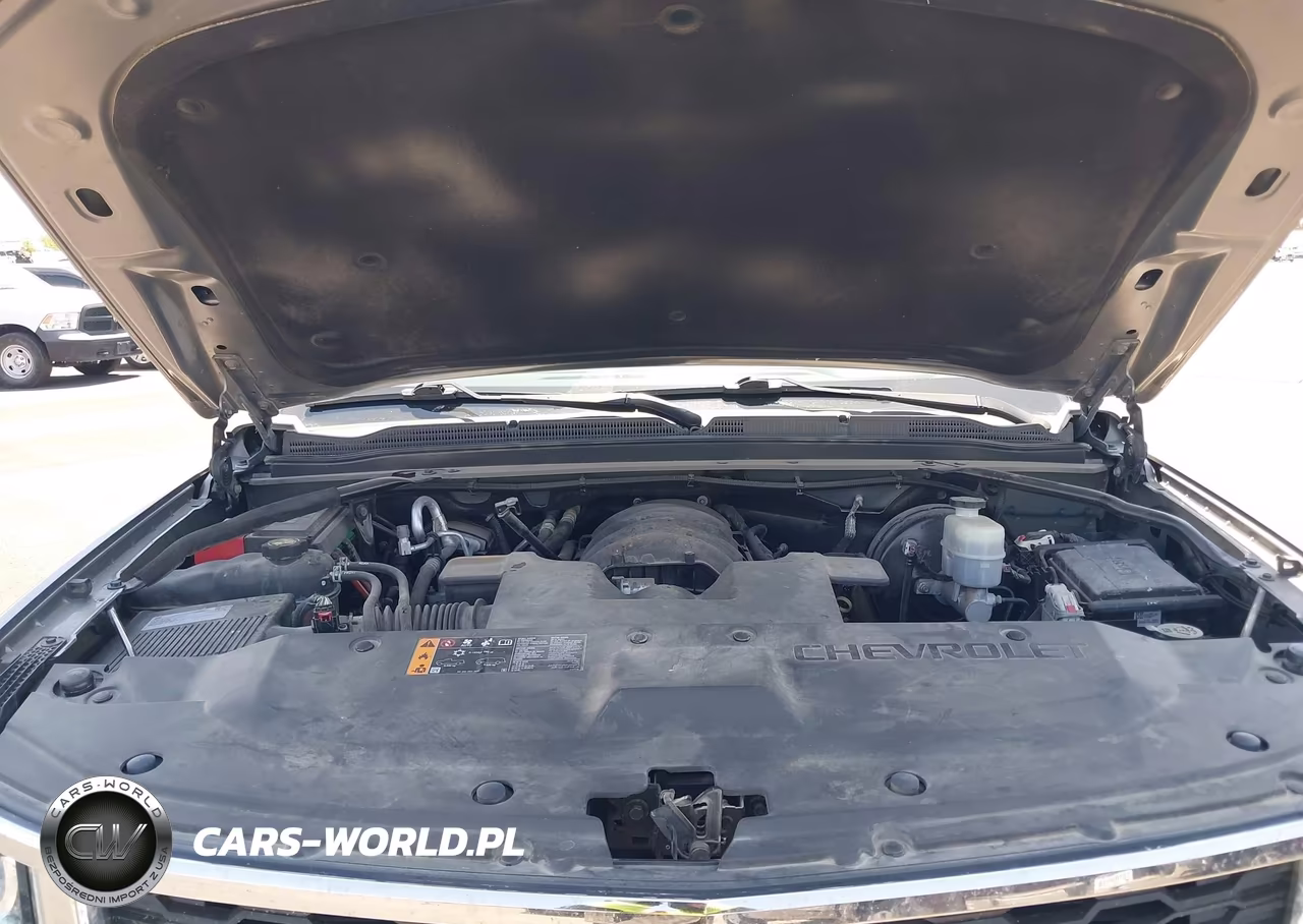 2019 Chevrolet Suburban Ls VIN:1GNSKGEC3KR341316 - 10