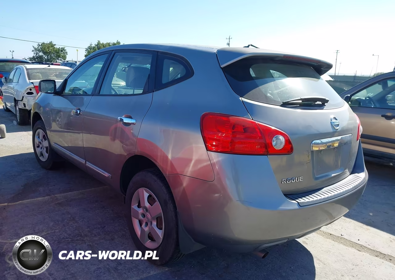 2011 Nissan Rogue S VIN:JN8AS5MT2BW560610 - 3
