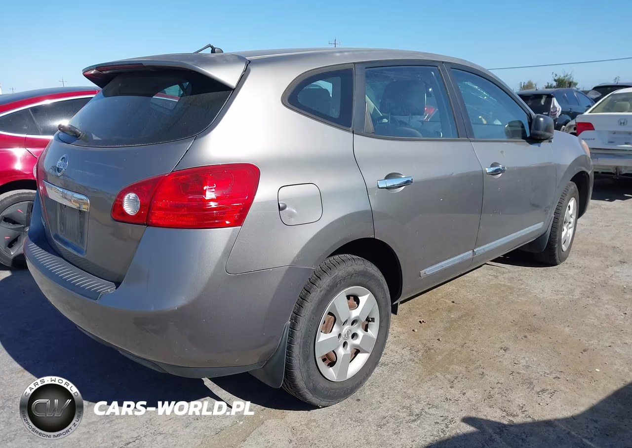 2011 Nissan Rogue S VIN:JN8AS5MT2BW560610 - 4