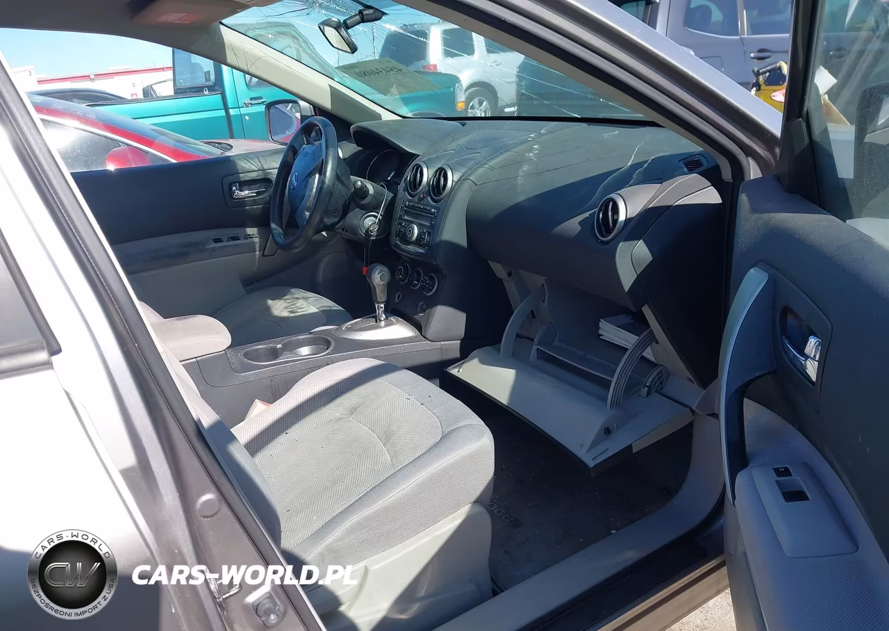 2011 Nissan Rogue S VIN:JN8AS5MT2BW560610 - 5
