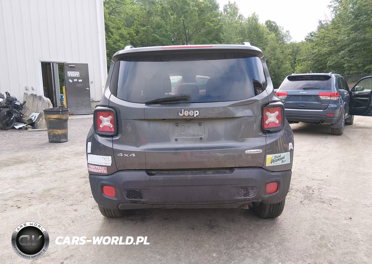 2017 Jeep Renegade Latitude 4X4 VIN:ZACCJBBB5HPG15587 - 16
