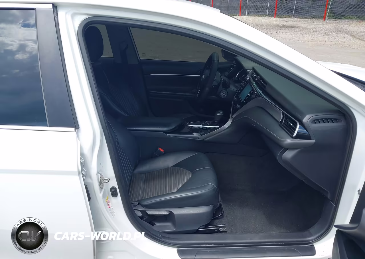 2019 Toyota Camry Se VIN:4T1B11HK7KU755882 - 5