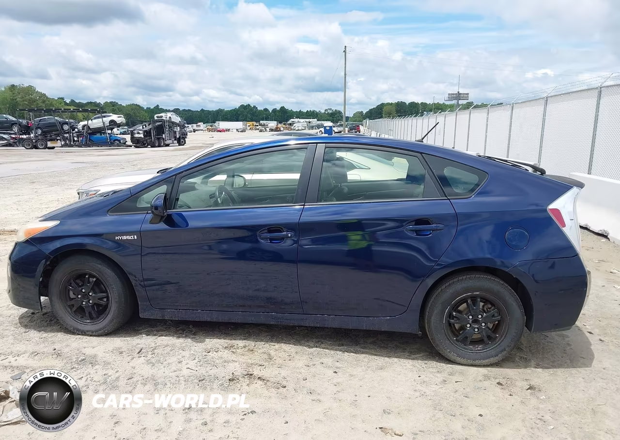 2012 Toyota Prius Two VIN:JTDKN3DU7C1528223 - 15