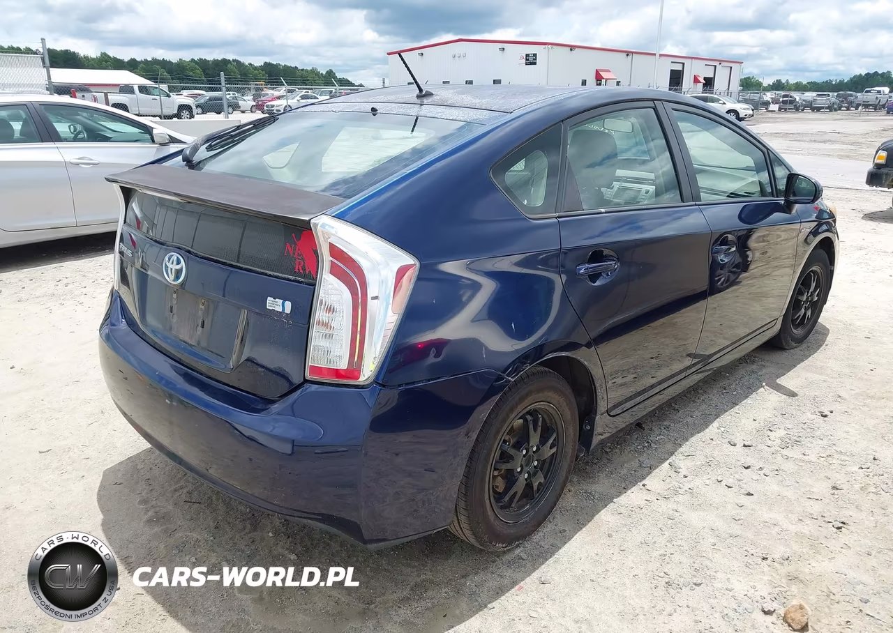 2012 Toyota Prius Two VIN:JTDKN3DU7C1528223 - 4