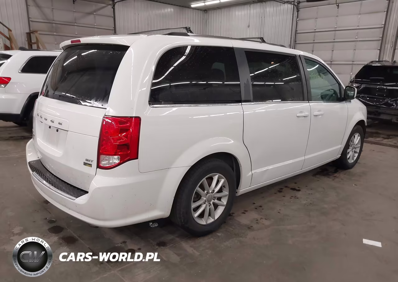 2019 Dodge Grand Caravan Sxt VIN:2C4RDGCG5KR723834 - 4