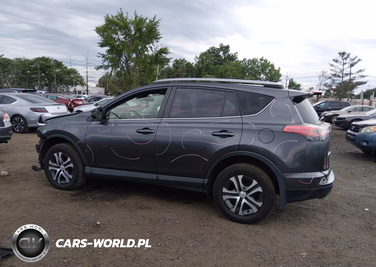 2018 Toyota Rav4 Le VIN:JTMBFREVXJJ725729 - 14