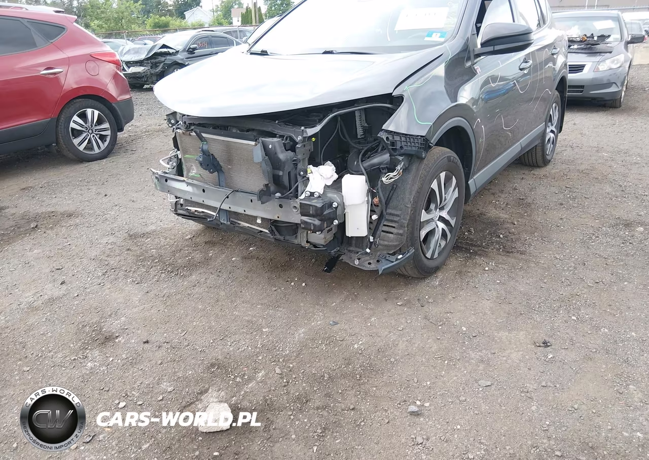 2018 Toyota Rav4 Le VIN:JTMBFREVXJJ725729 - 6
