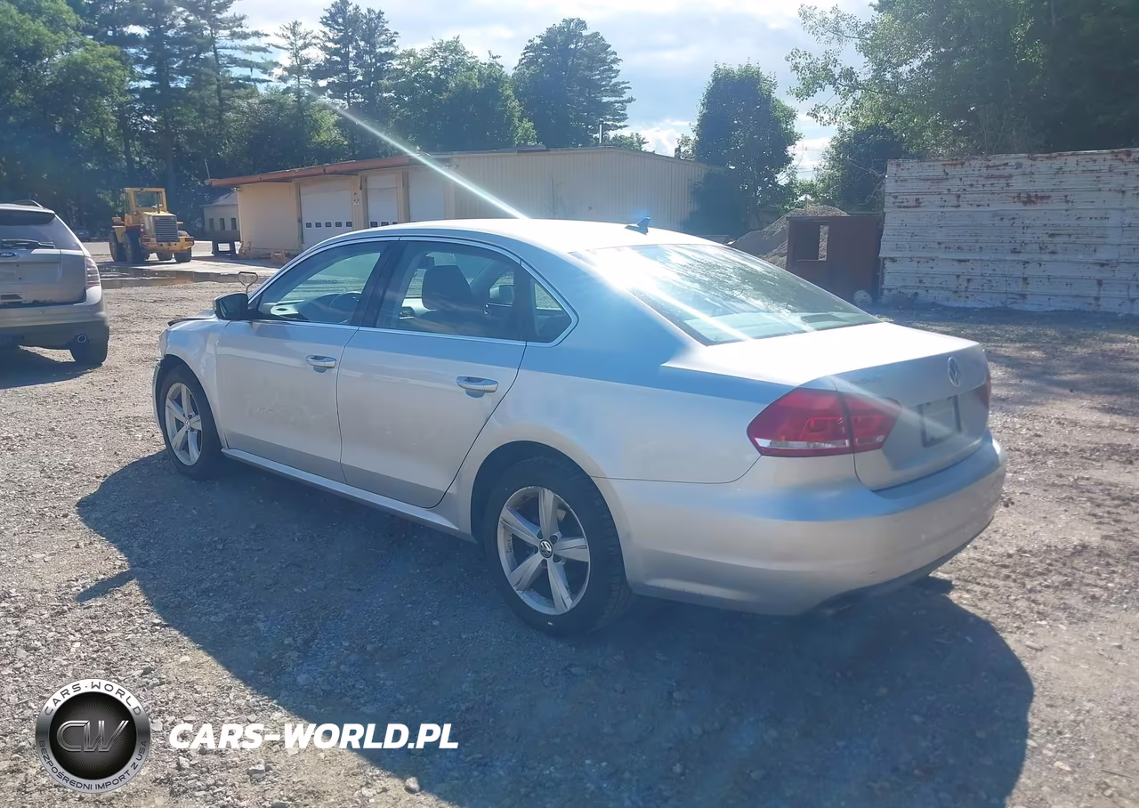 2013 Volkswagen Passat 2.5L Se VIN:1VWBP7A37DC101513 - 3