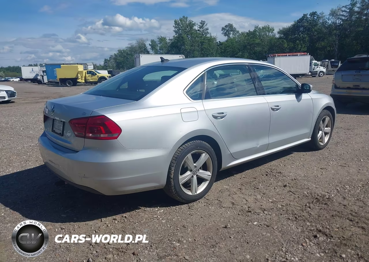 2013 Volkswagen Passat 2.5L Se VIN:1VWBP7A37DC101513 - 4