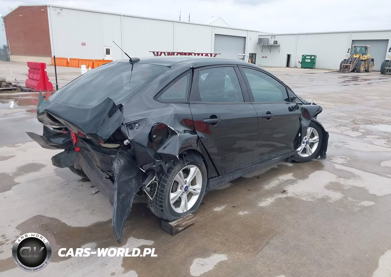 2013 Ford Focus Se VIN:1FADP3F27DL162290 - 4