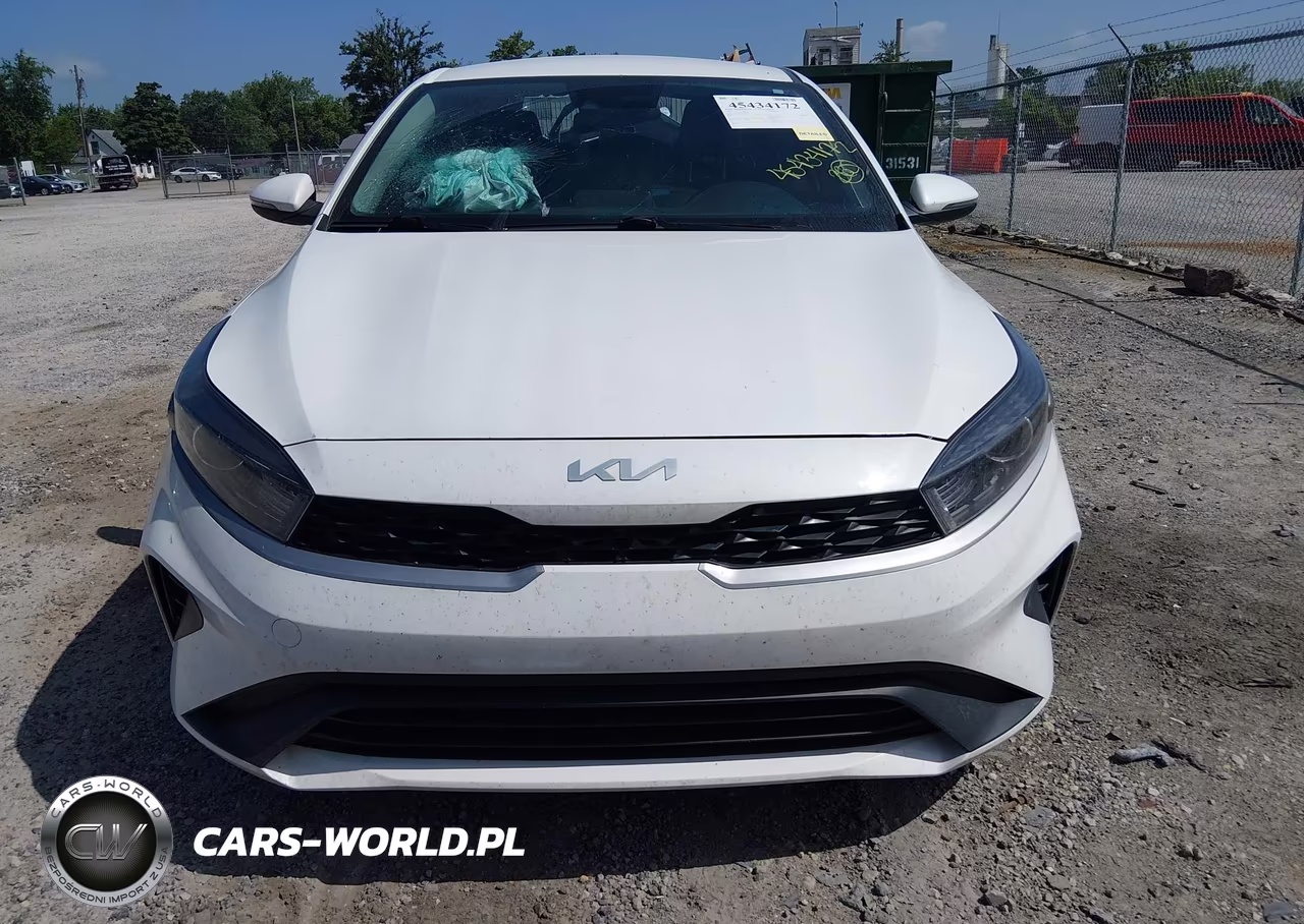 2024 Kia Forte Lxs VIN:3KPF24AD2RE837317 - 13