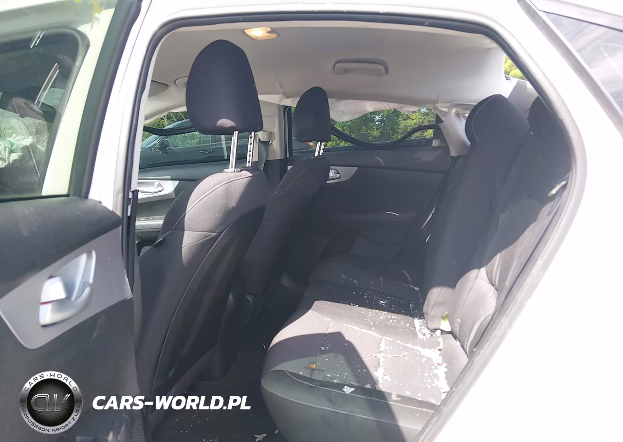 2024 Kia Forte Lxs VIN:3KPF24AD2RE837317 - 8