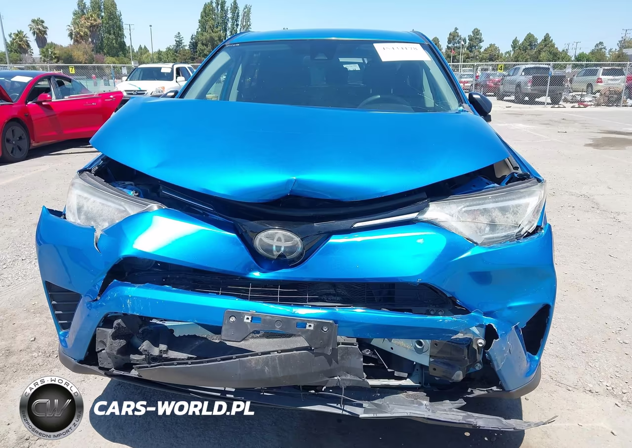 2018 Toyota Rav4 Le VIN:2T3ZFREV3JW440306 - 6