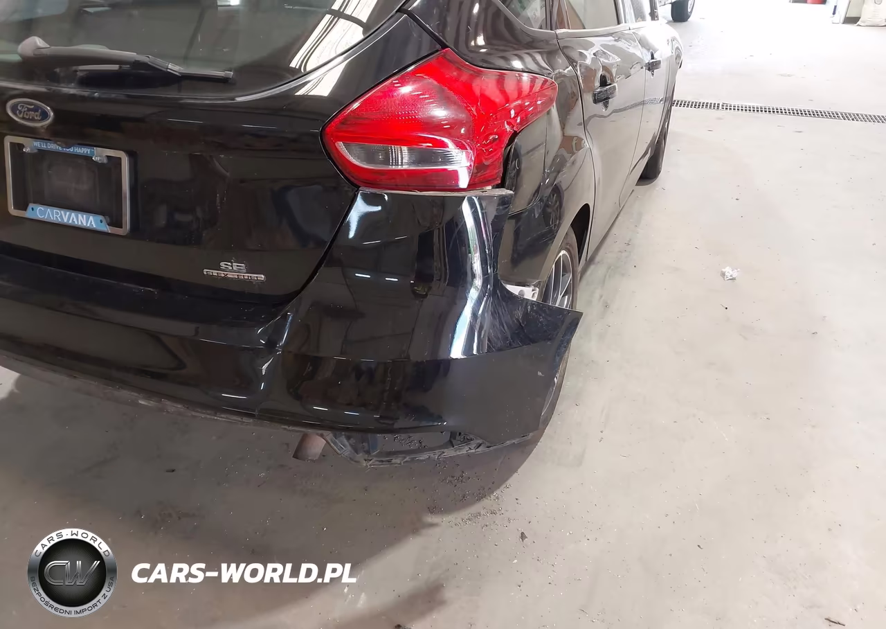 2016 Ford Focus Se VIN:1FADP3K29GL355468 - 6