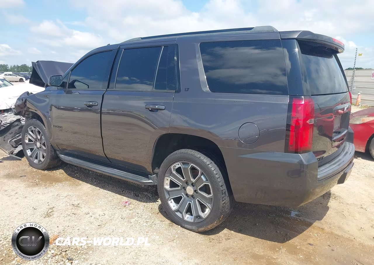 2018 Chevrolet Tahoe Lt VIN:1GNSCBKC8JR138750 - 3