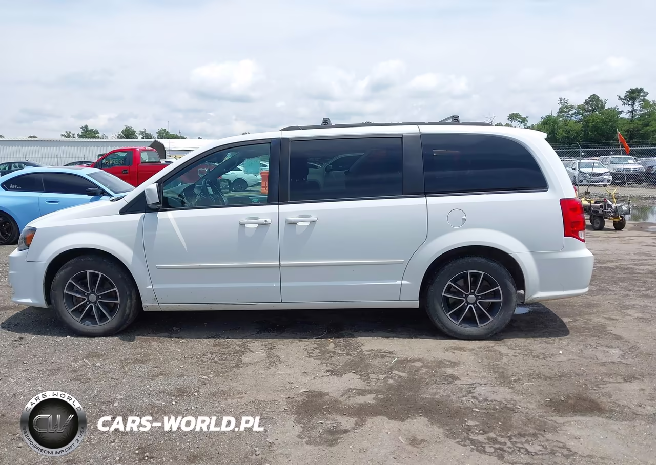 2017 Dodge Grand Caravan Gt VIN:2C4RDGEG1HR672015 - 14