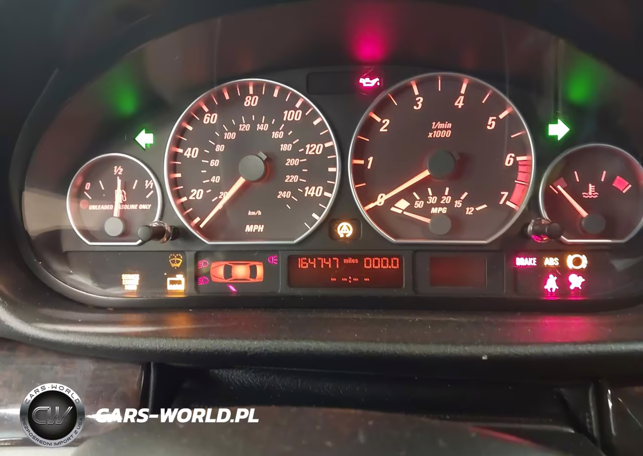 2002 BMW 3 Series 330Ci VIN:WBABN53442JU39315 - 7