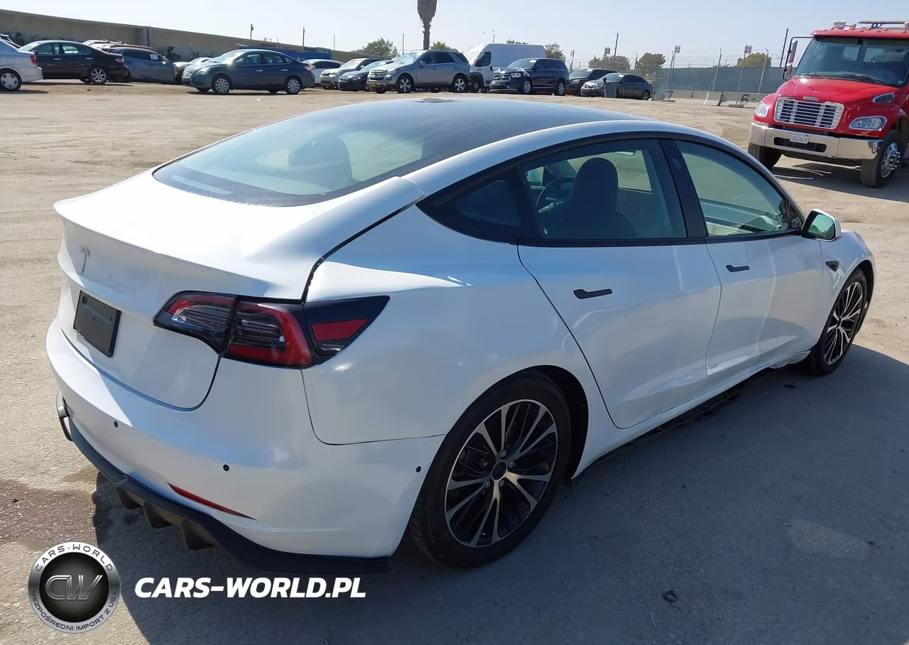 2023 Tesla Model 3 VIN:5YJ3E1EA7PF550703 - 4