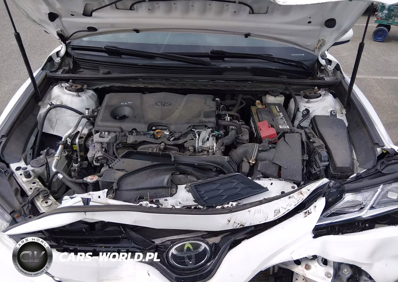2018 Toyota Camry Le VIN:4T1B11HK5JU654077 - 10