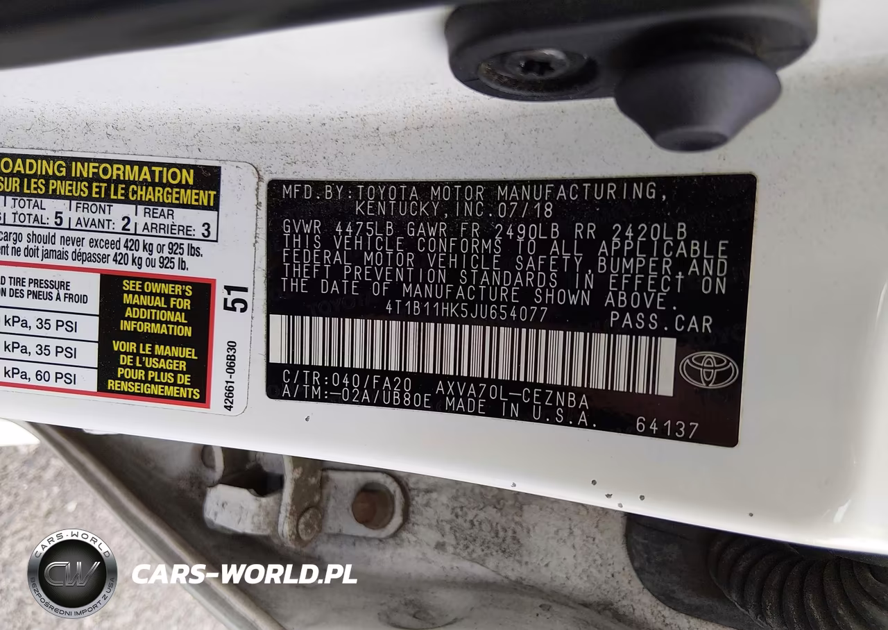 2018 Toyota Camry Le VIN:4T1B11HK5JU654077 - 9
