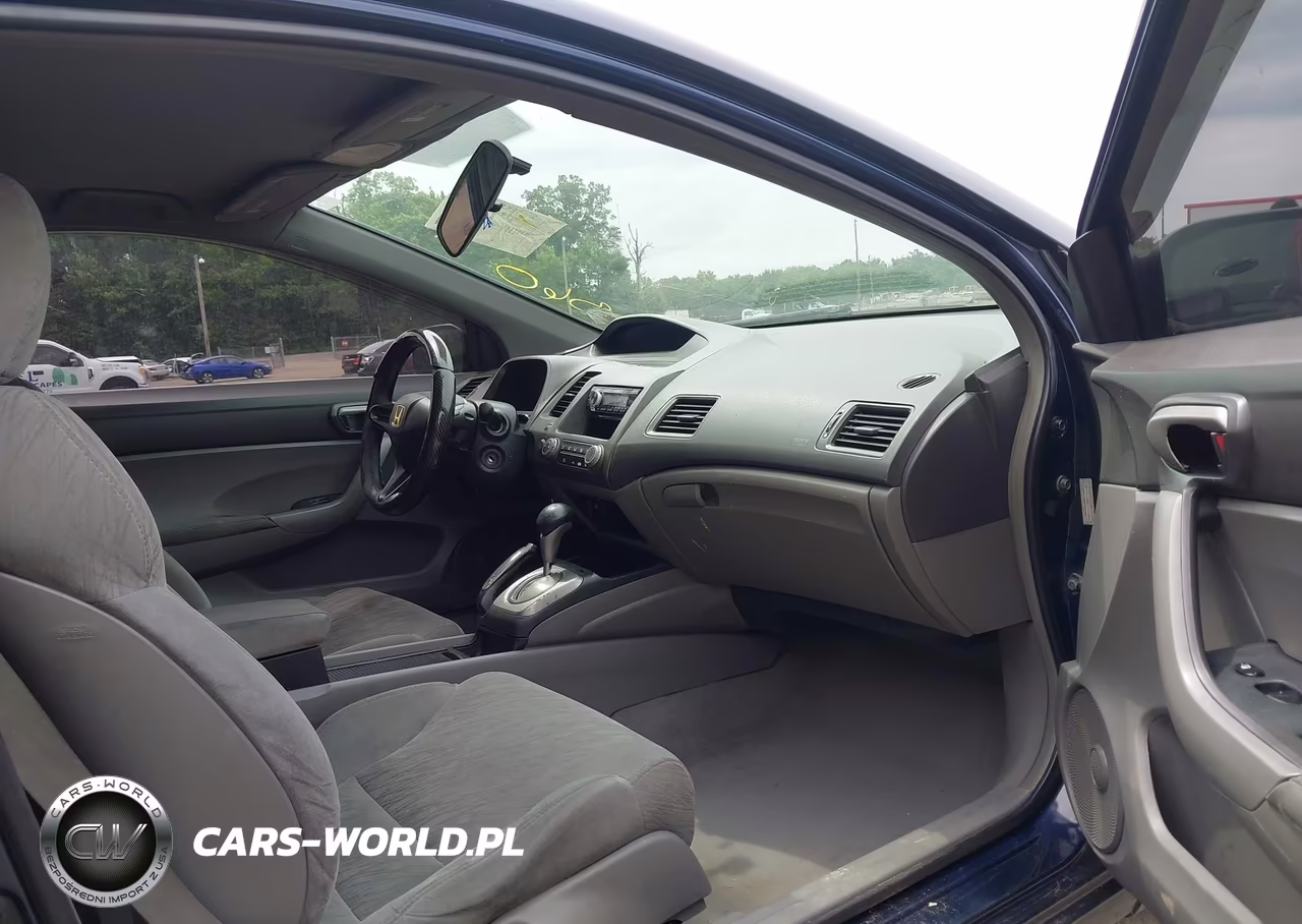 2008 Honda Civic Lx VIN:2HGFG12668H558523 - 5