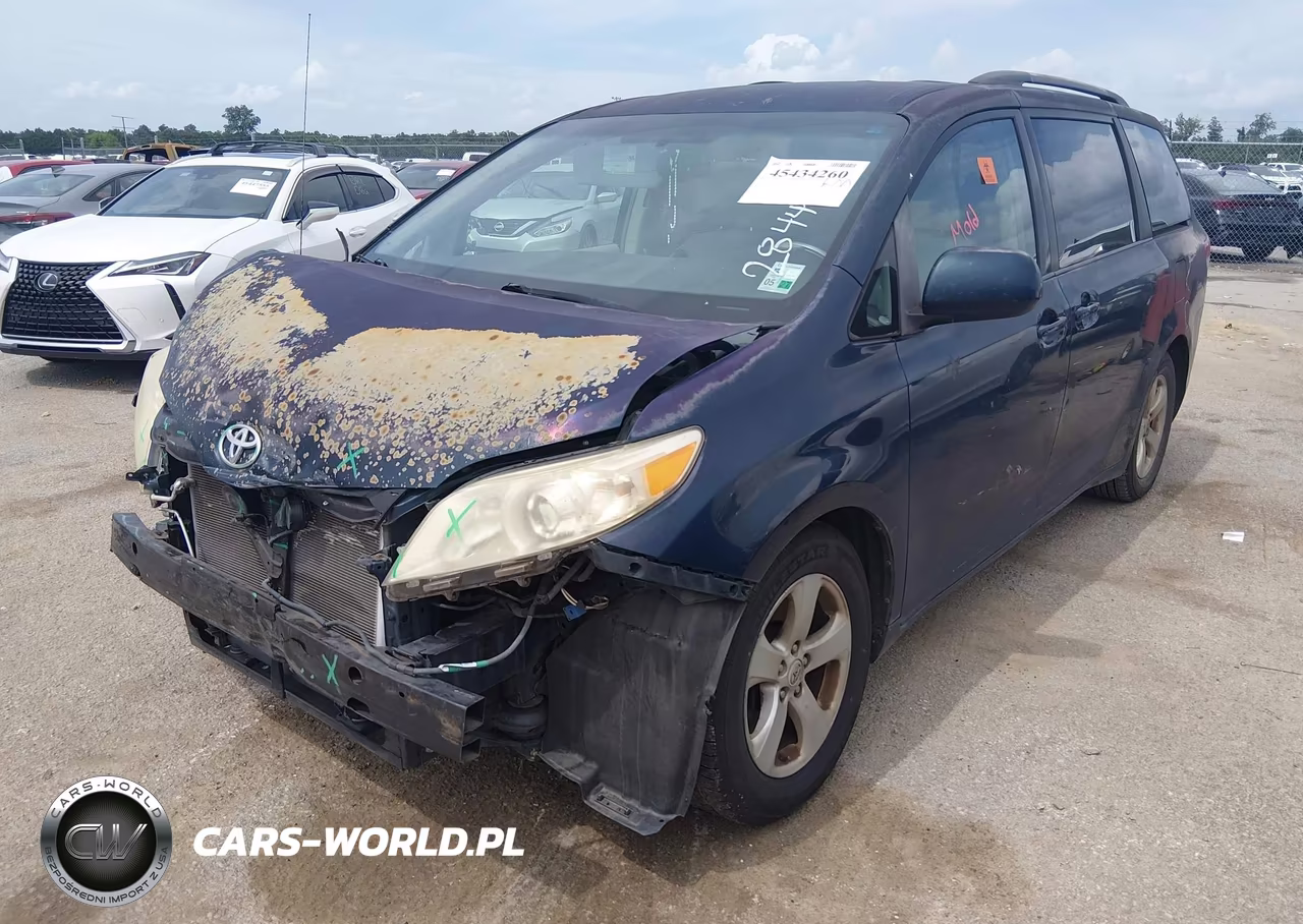 2011 Toyota Sienna Le V6 VIN:5TDKK3DC8BS069284 - 2