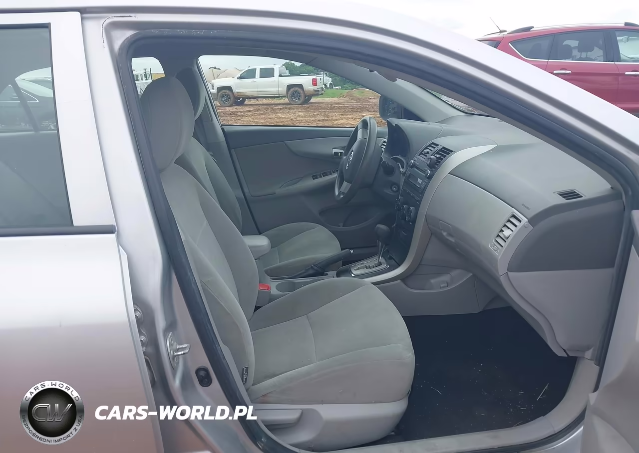 2010 Toyota Corolla Le VIN:1NXBU4EE1AZ256520 - 5