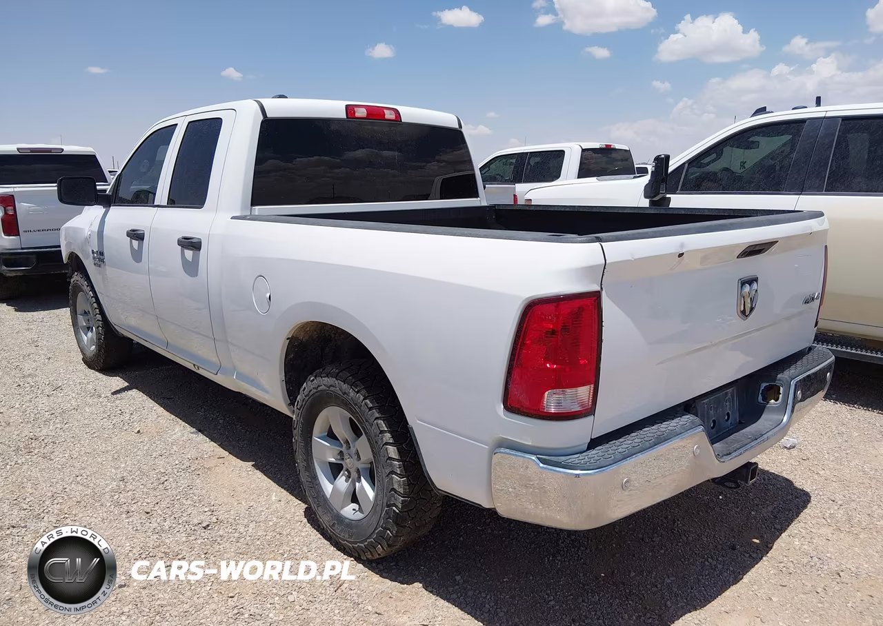2023 Ram 1500 Classic Tradesman 4X4 6'4 Box VIN:1C6RR7FG9PS539331 - 3