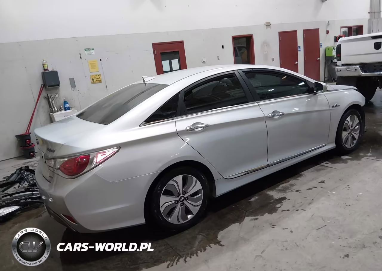 2013 Hyundai Sonata Hybrid Limited VIN:KMHEC4A40DA072074 - 4