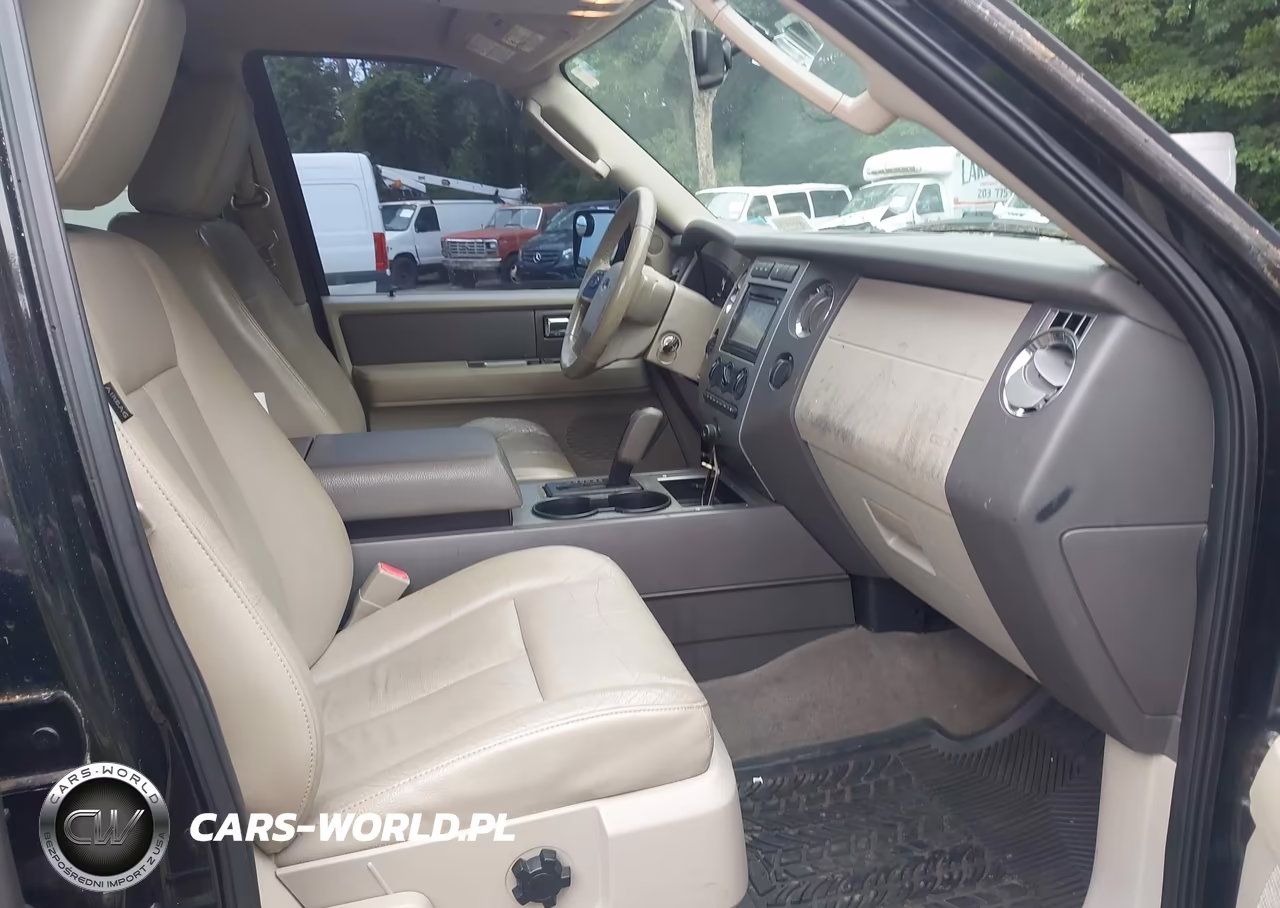 2010 Ford Expedition Xlt VIN:1FMJU1G5XAEB62430 - 5