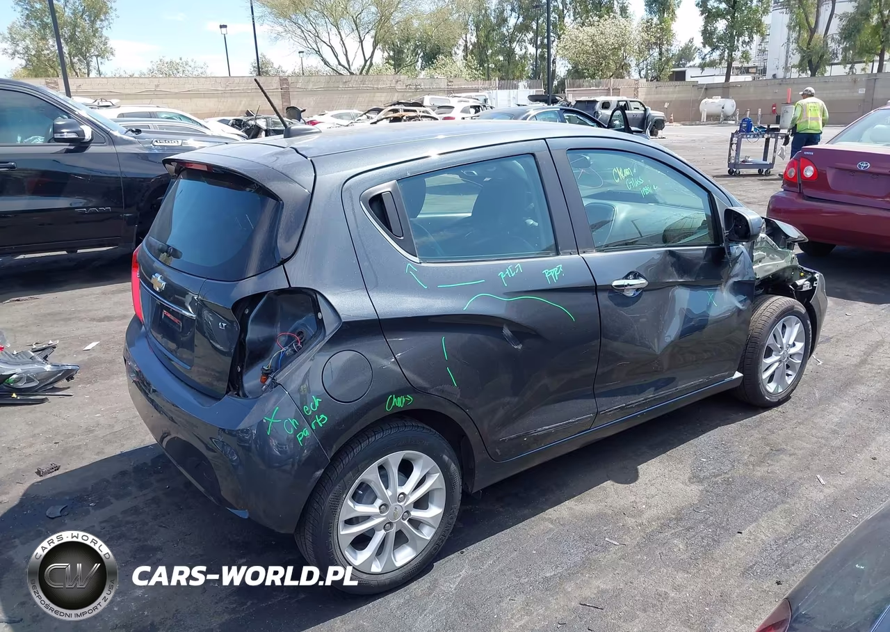 2019 Chevrolet Spark 2Lt Cvt VIN:KL8CF6SA5KC734115 - 4