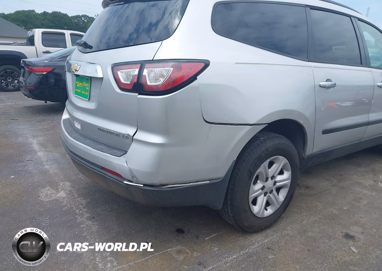 2015 Chevrolet Traverse Ls VIN:1GNKRFKD7FJ233045 - 12