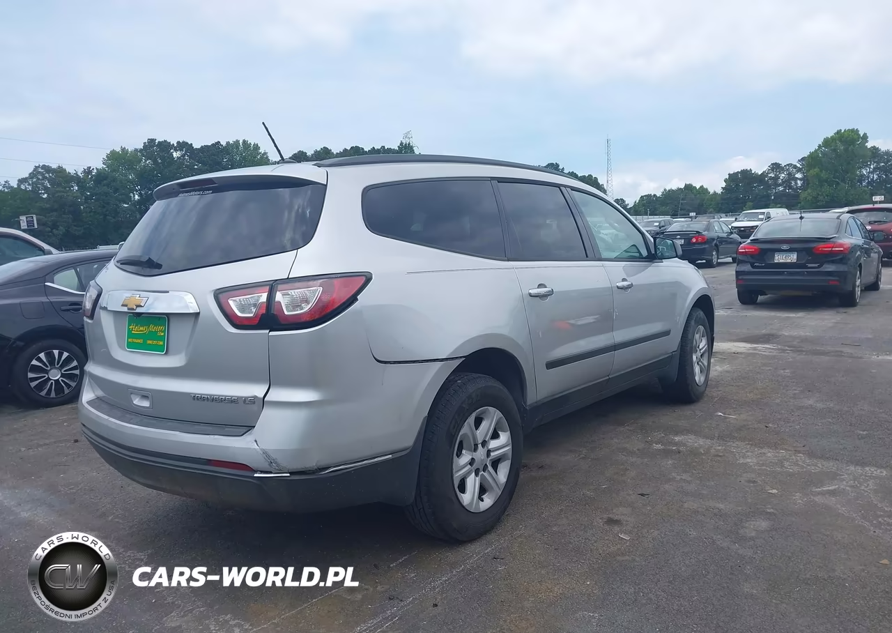 2015 Chevrolet Traverse Ls VIN:1GNKRFKD7FJ233045 - 4