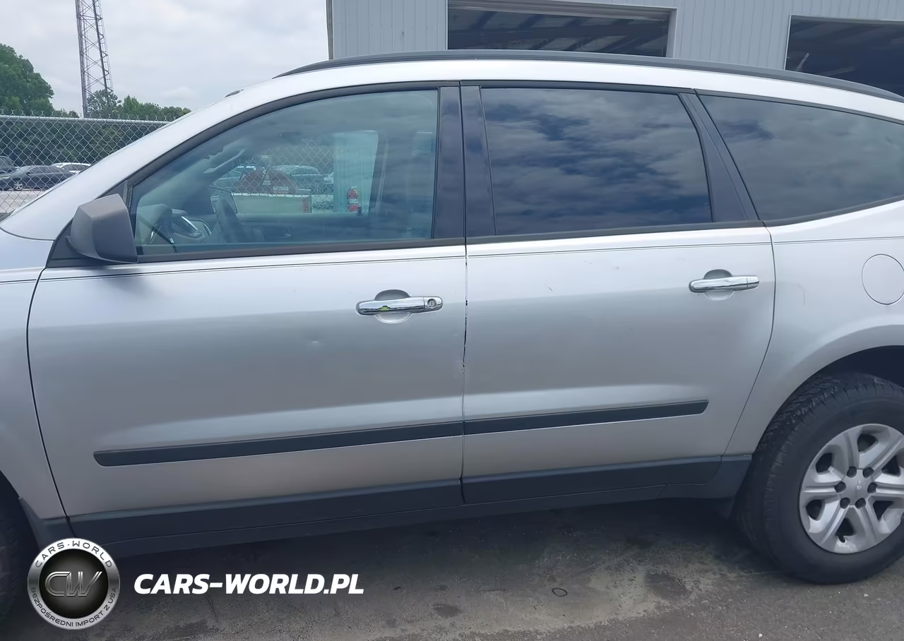 2015 Chevrolet Traverse Ls VIN:1GNKRFKD7FJ233045 - 6