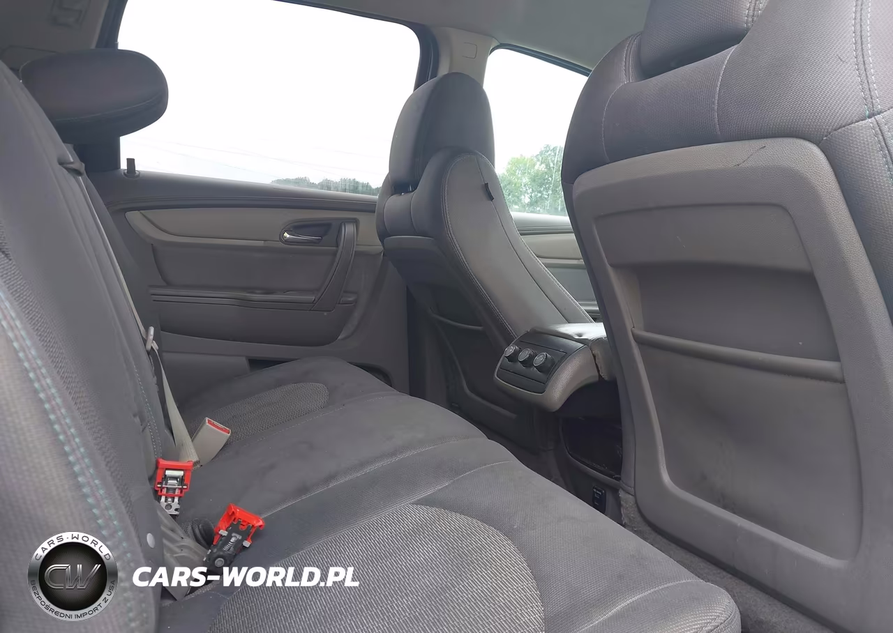 2015 Chevrolet Traverse Ls VIN:1GNKRFKD7FJ233045 - 8
