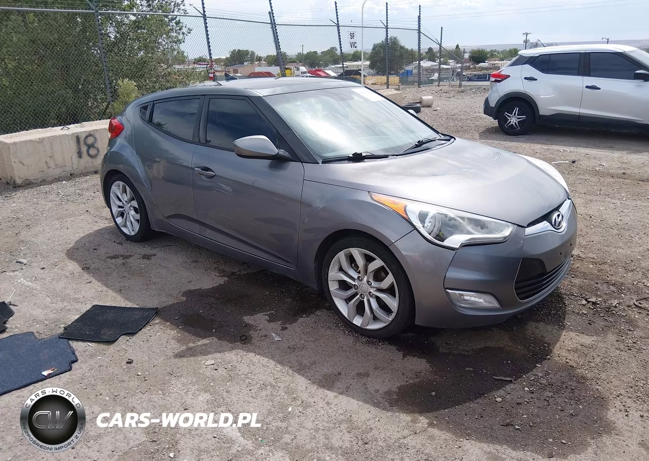 2012 Hyundai Veloster Base W-Black