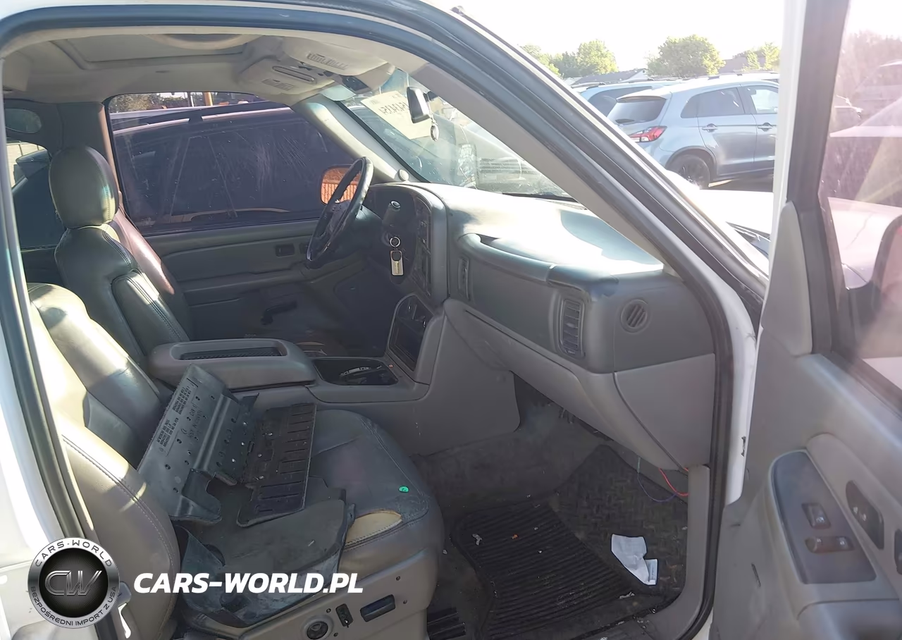 2004 Chevrolet Tahoe Z71 VIN:1GNEK13Z44R312329 - 5