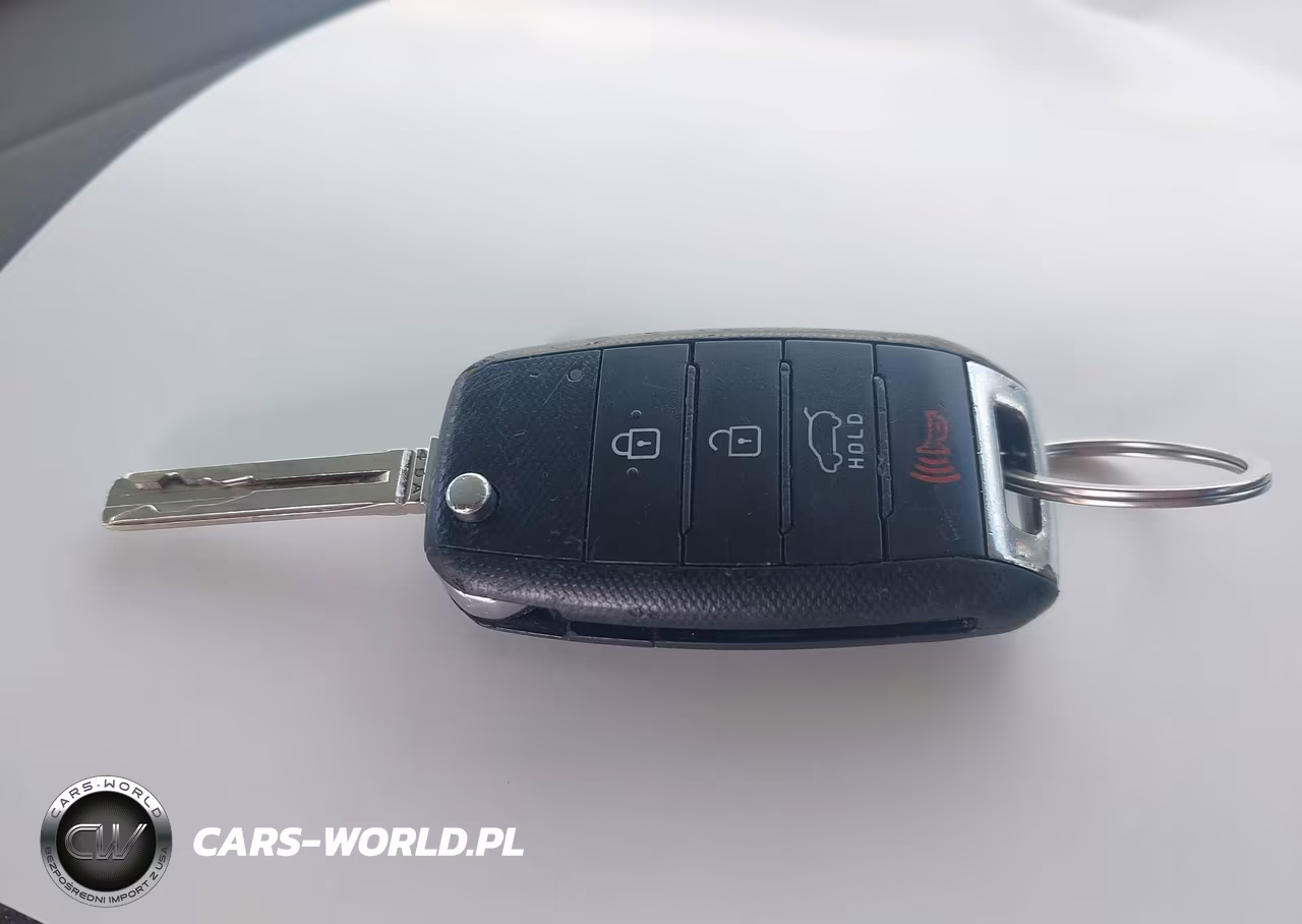 2016 Kia Soul + VIN:KNDJP3A59G7842932 - 11