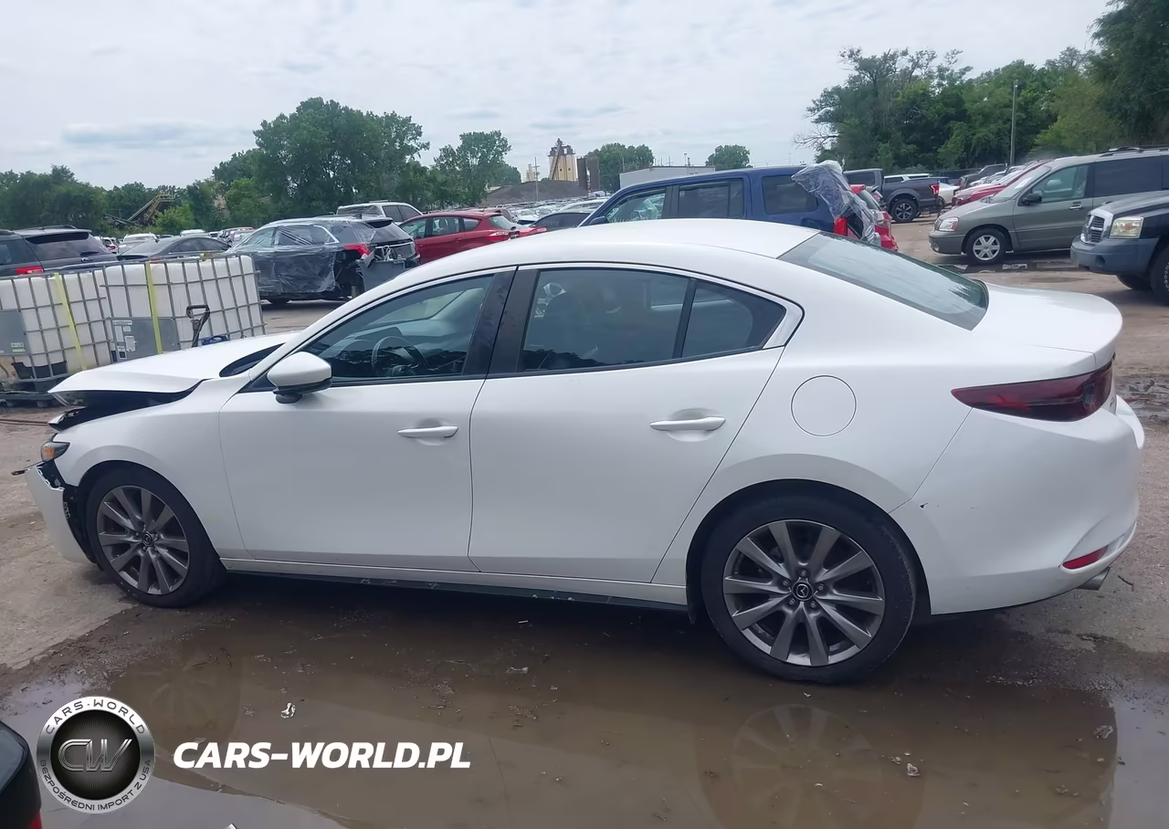 2021 Mazda Mazda3 Select VIN:JM1BPABL7M1330588 - 14