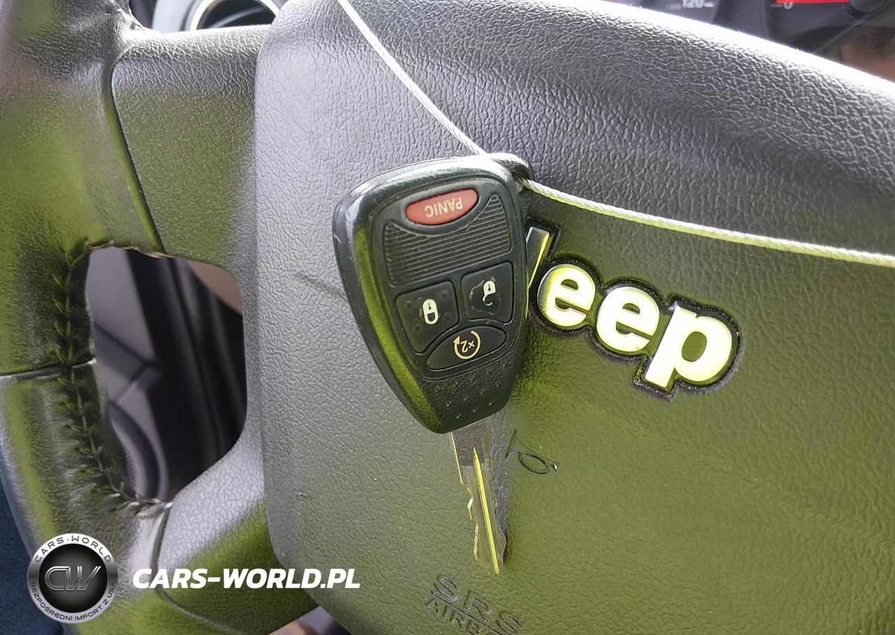 2010 Jeep Compass Latitude VIN:1J4NT1FA7AD671981 - 11