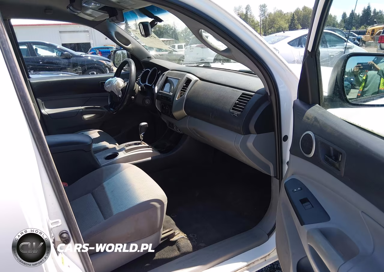 2012 Toyota Tacoma VIN:5TFTX4CN3CX020519 - 17